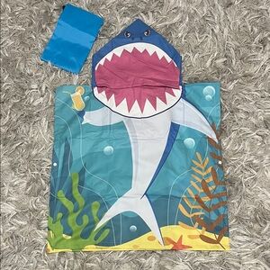 Amazon Shark Hooded Towel with Blue and Green Design